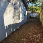 Charming 2-Bedrooms Central Clearwater Apartment With Private Backyard