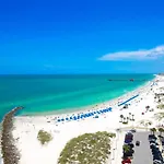 1K Bed Studio Apt With Shared Pool 512