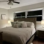 Private Poolside 5Br