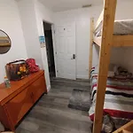 Lenny\'S Cooperative Hostel