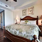 Bay Harbor 305