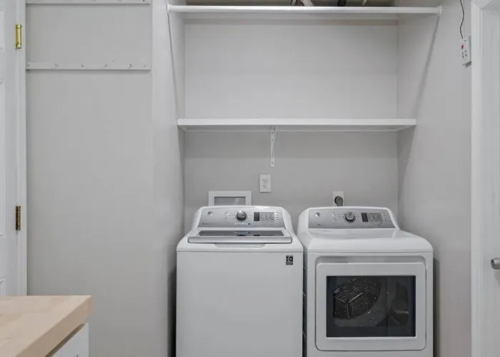 Clearwater 2 Story Pool Home Mins From The Beach