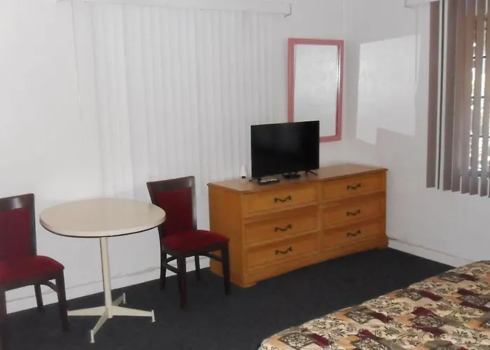 Skylit Motel