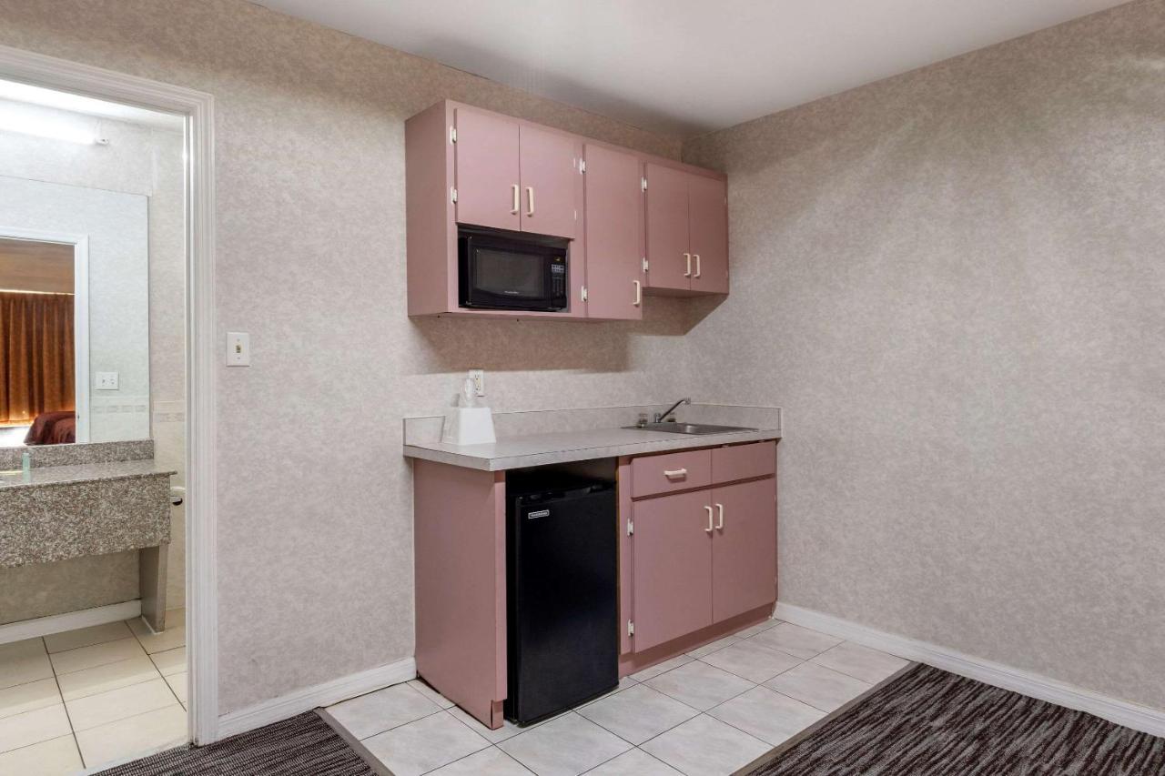 Rodeway Clearwater-largo Inn Clearwater