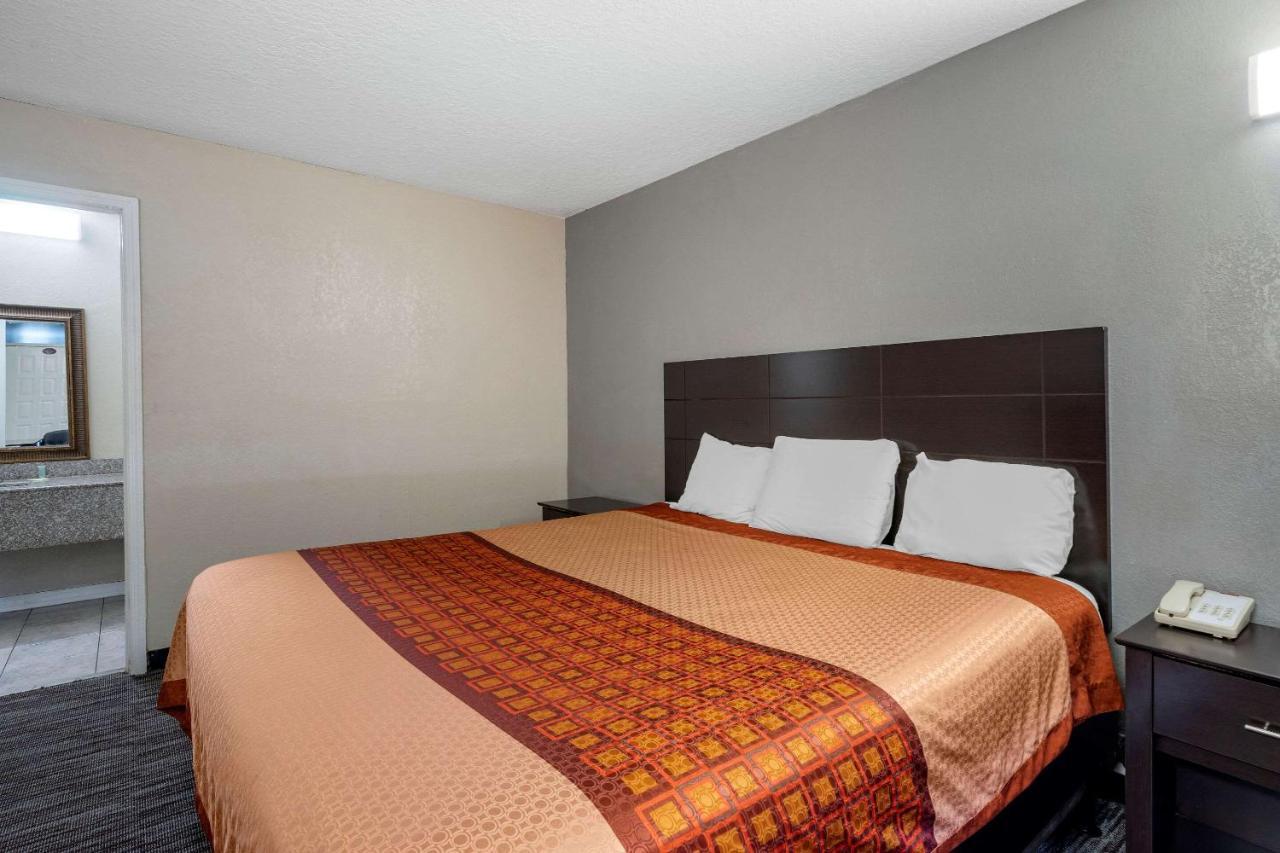 Rodeway Clearwater-largo Inn 2*