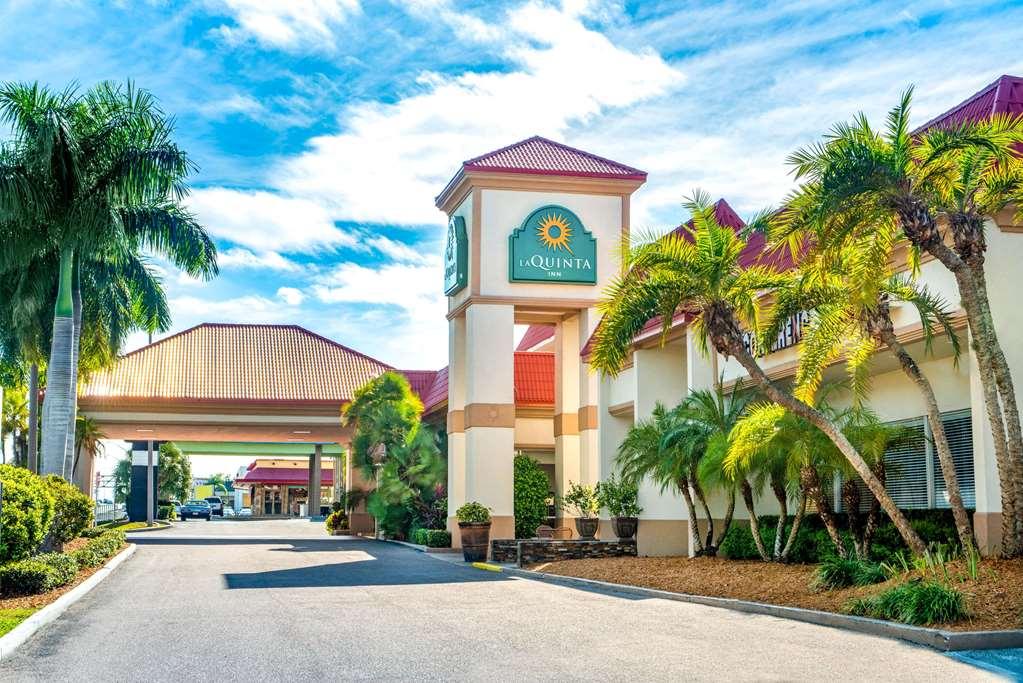 La Quinta By Wyndham Central Clearwater