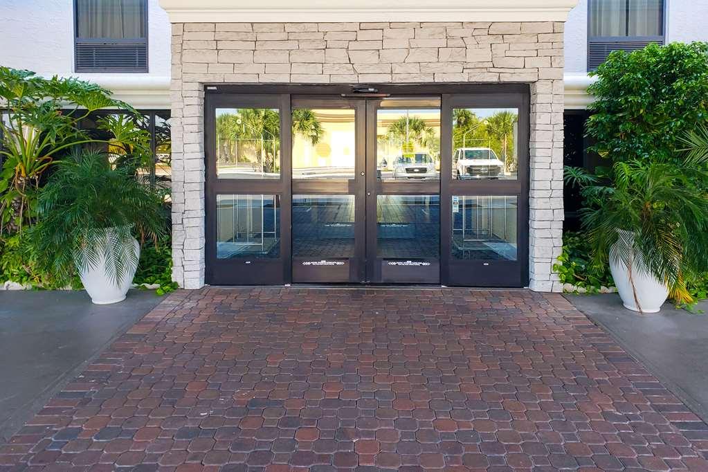 Comfort & St Pete - International Airport 2* Clearwater