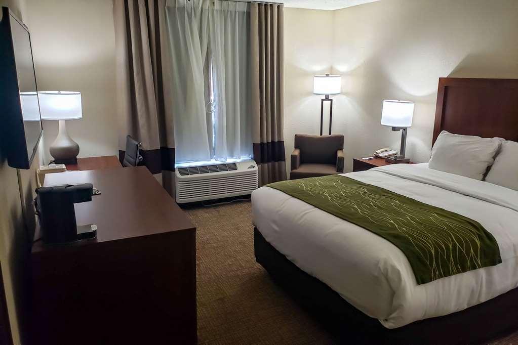 Comfort & St Pete - International Airport Hotel 2*