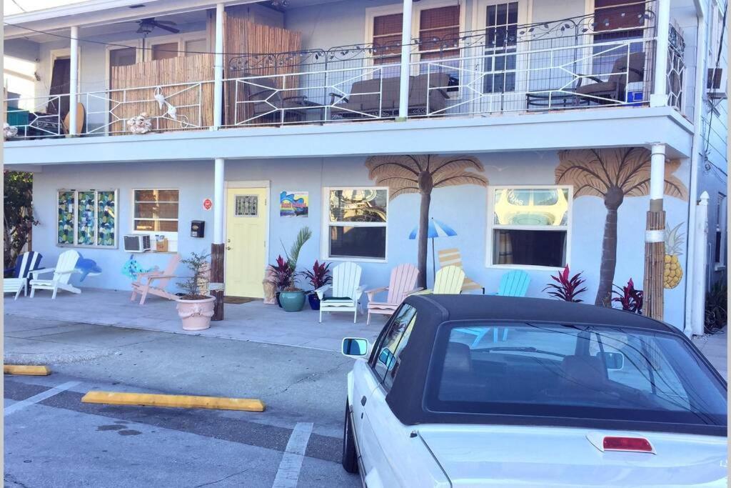 Gorgeous Condo, 2 Bedrooms, 2 Baths, With Pool, Minutes To Apartment *