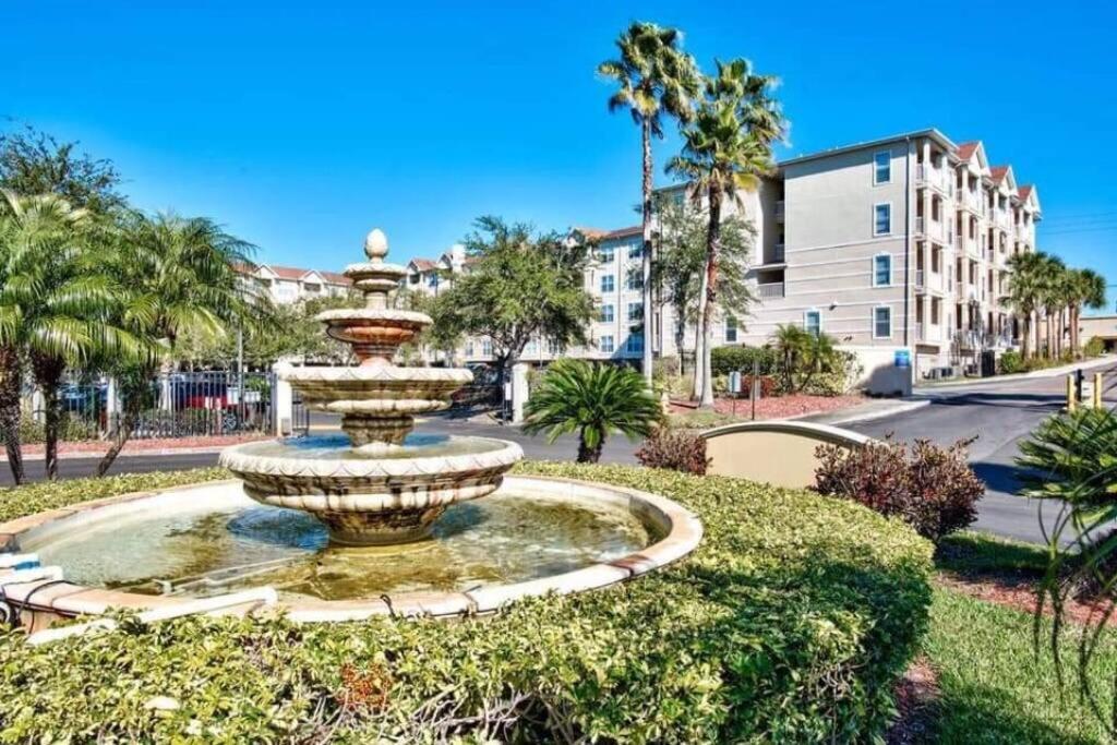 Apartment Gorgeous Condo, 2 Bedrooms, 2 Baths, With Pool, Minutes To *