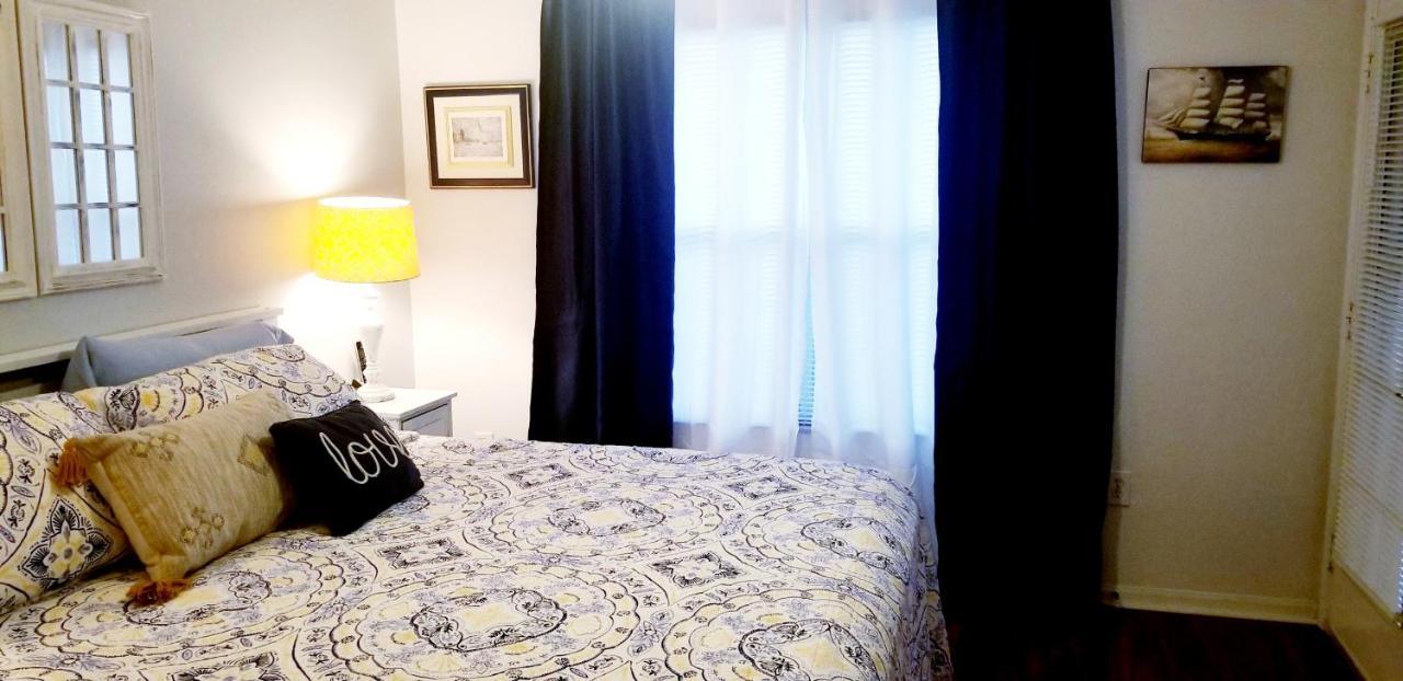 Gorgeous Condo, 2 Bedrooms, 2 Baths, With Pool, Minutes To Apartment Clearwater