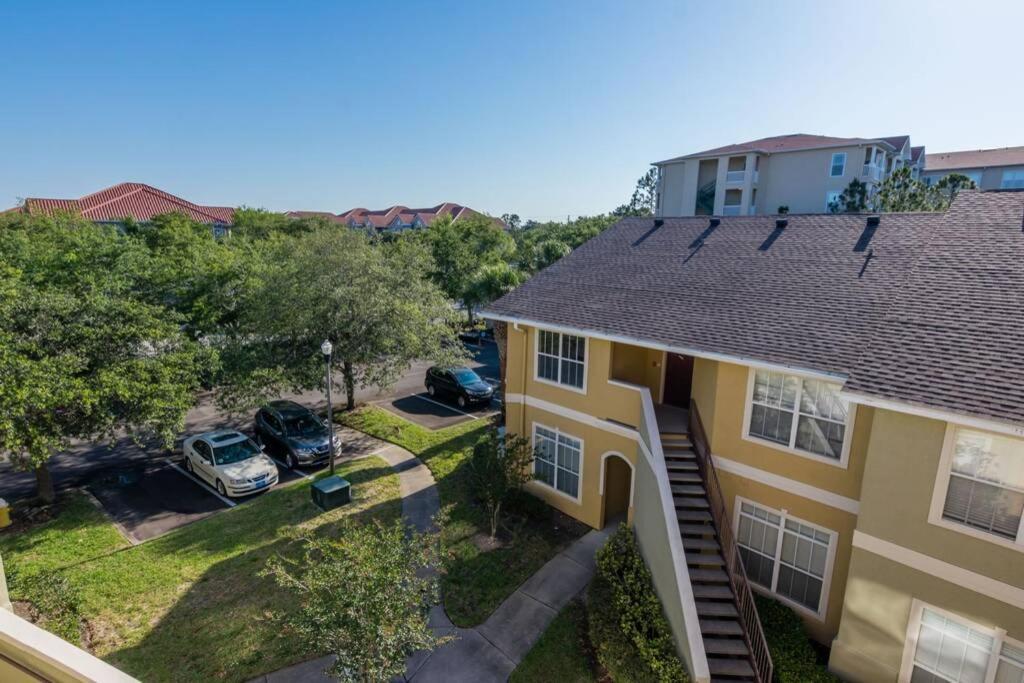 Gorgeous Condo, 2 Bedrooms, 2 Baths, With Pool, Minutes To Apartment Clearwater