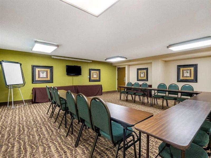 Comfort & St Pete - International Airport 2* Clearwater