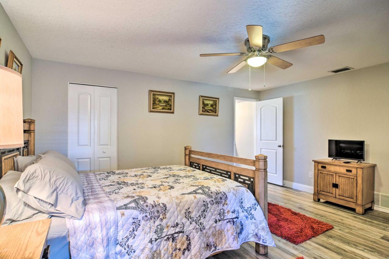 With Private Pool And Patio! Holiday home *