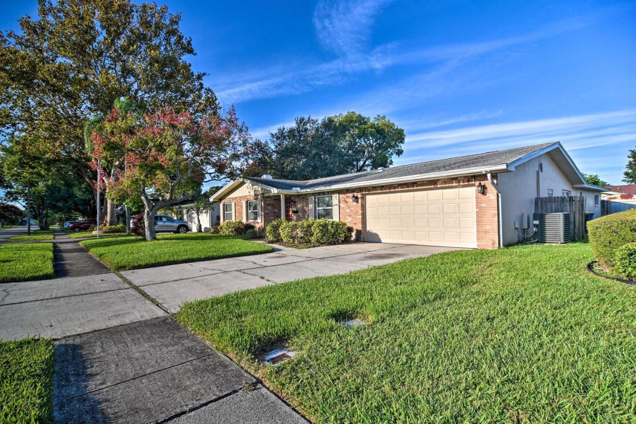 Holiday home With Private Pool And Patio! Clearwater