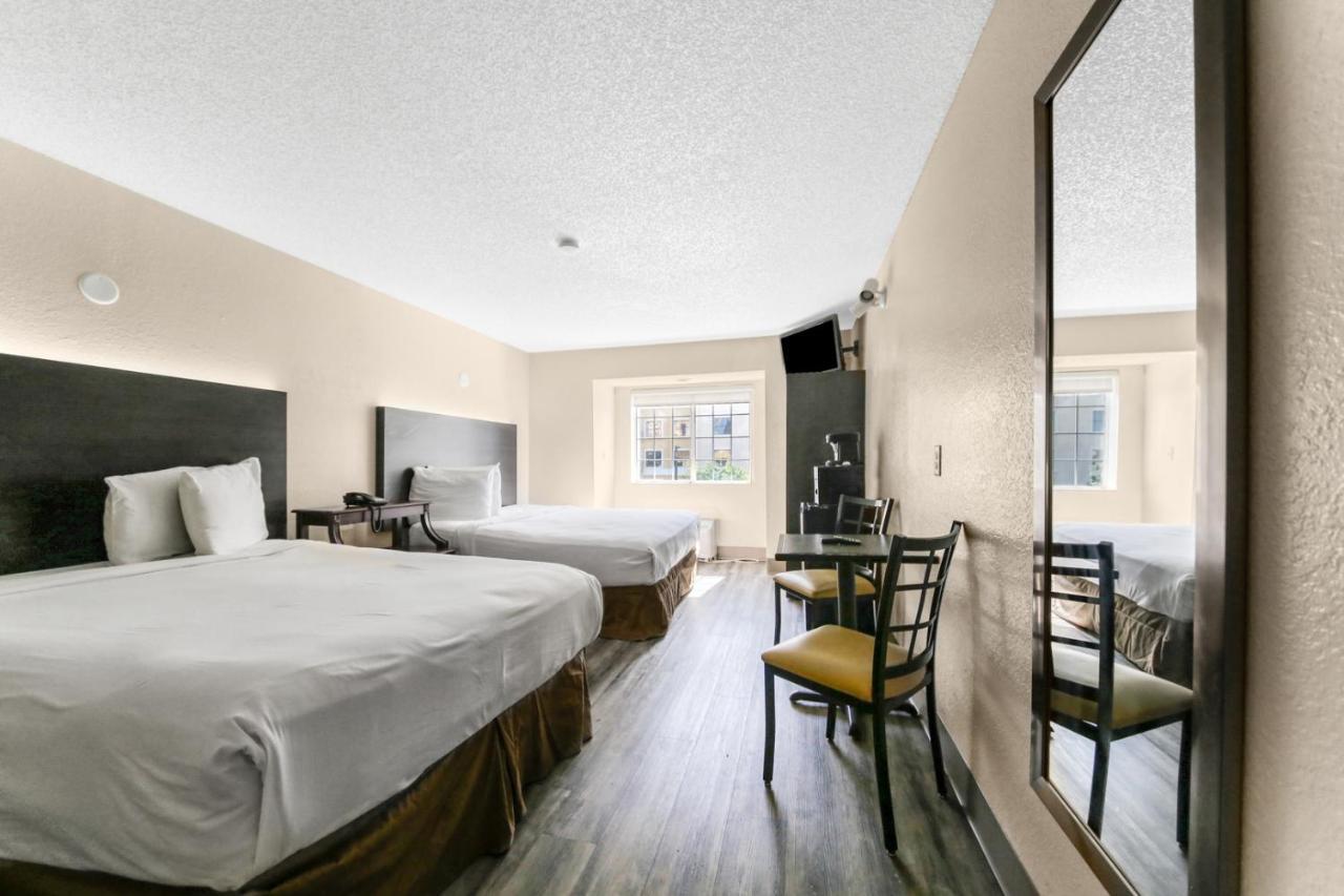 The Floridian Motel