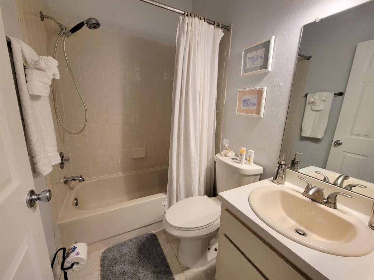Beautiful Townhouse Easy Access To Everything. Clearwater