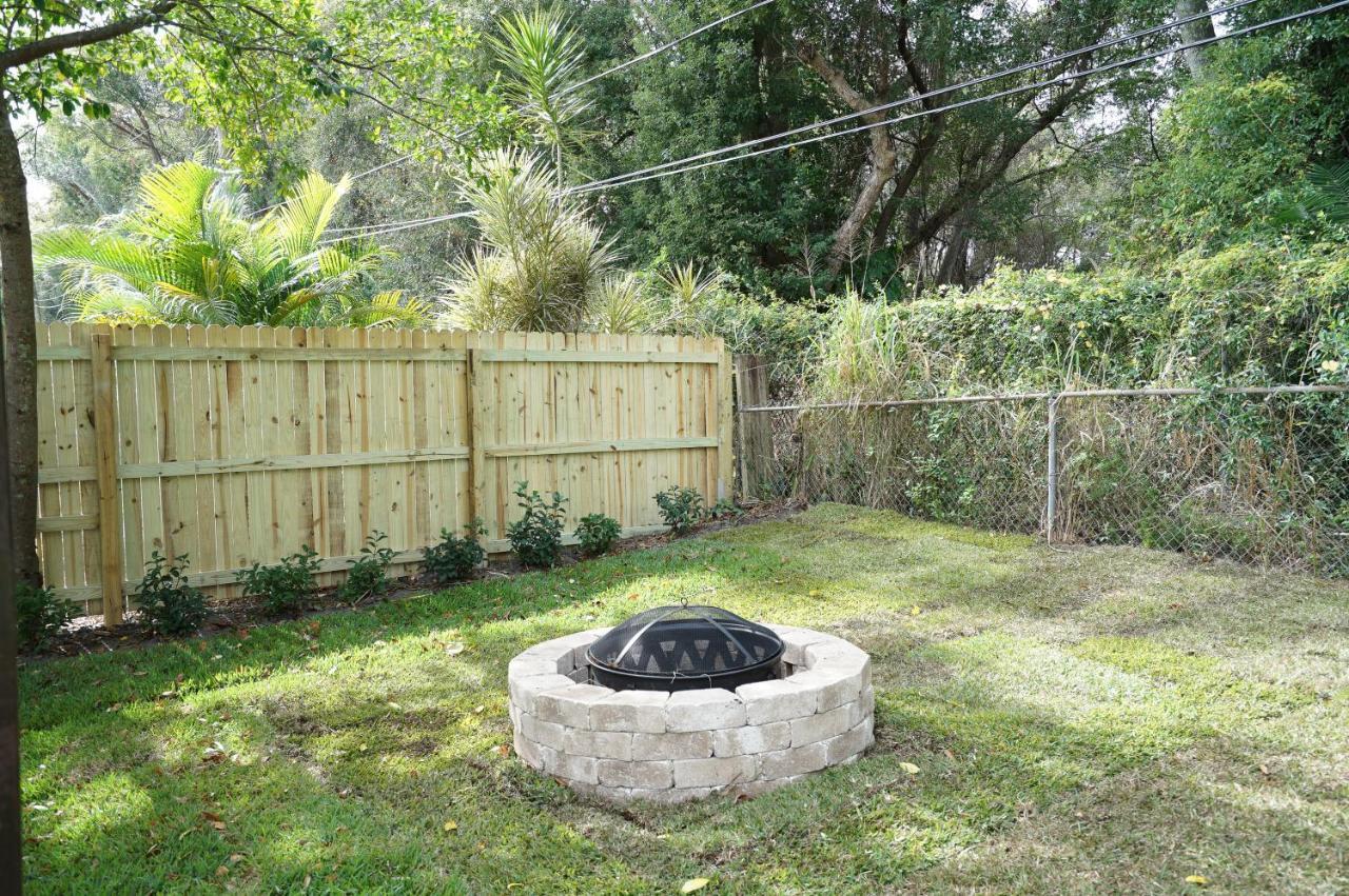 4 Bedroom Vacation With Amazing Backyard *