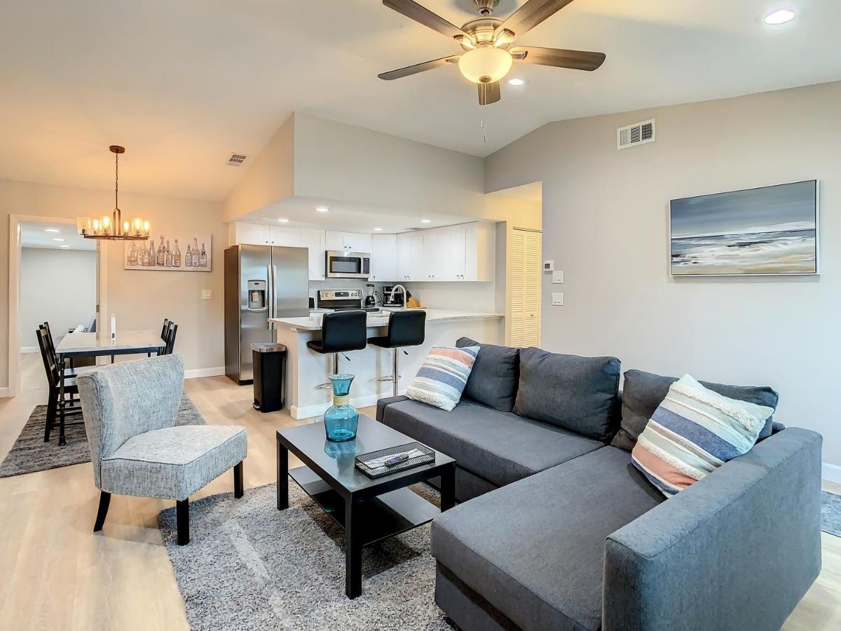 Crown Jewel Of 10-15 Min To Beach 5 Min To St Pete Airport * Clearwater