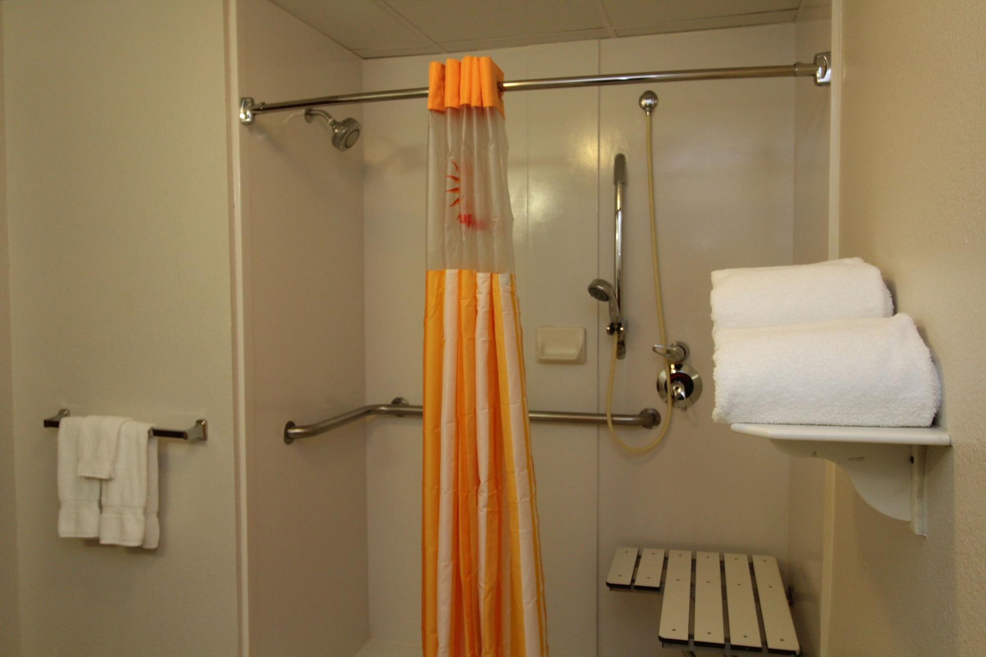 La Quinta By Wyndham St. Pete-clearwater Airport Hotel 3*