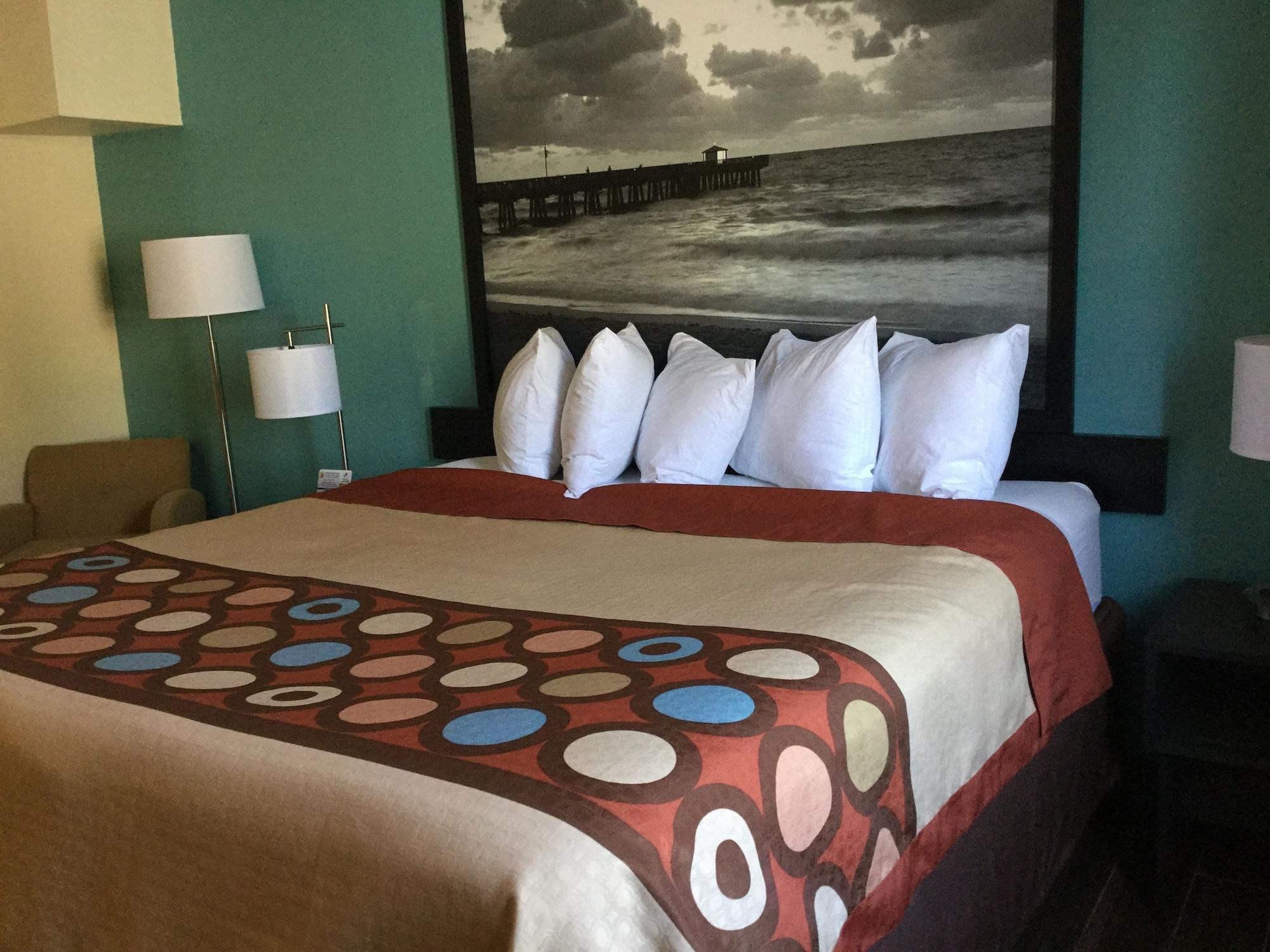 Super 8 By Wyndham Clearwater/st. Petersburg Airport 3* Clearwater