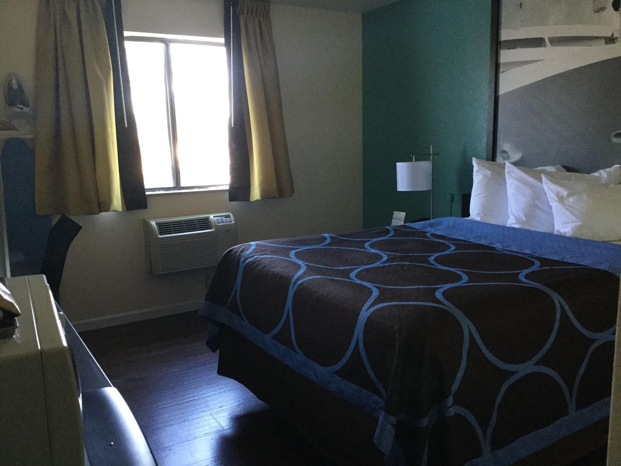 Super 8 By Wyndham Clearwater/st. Petersburg Airport 3*
