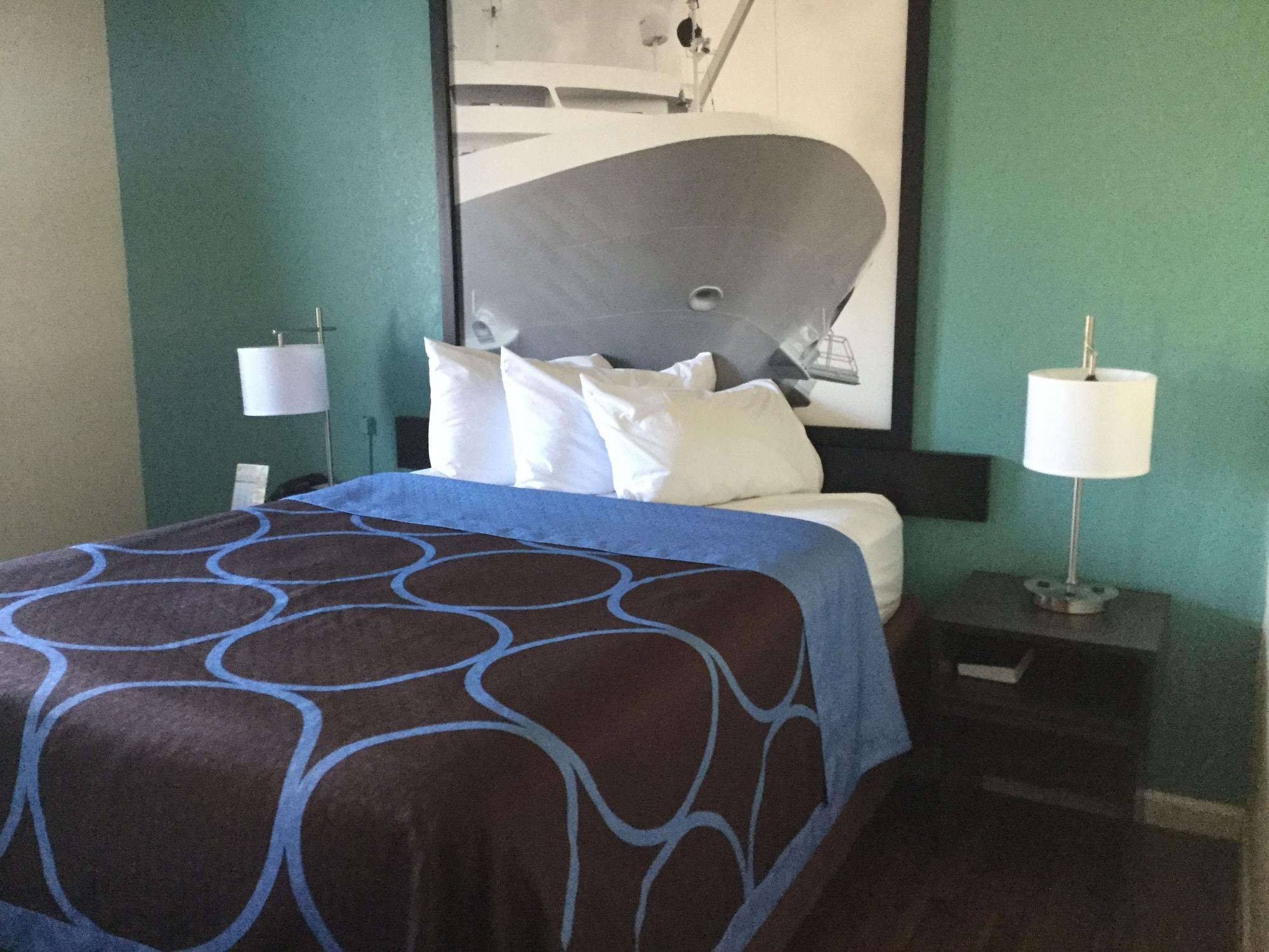 Super 8 By Wyndham Clearwater/st. Petersburg Airport Hotel Clearwater