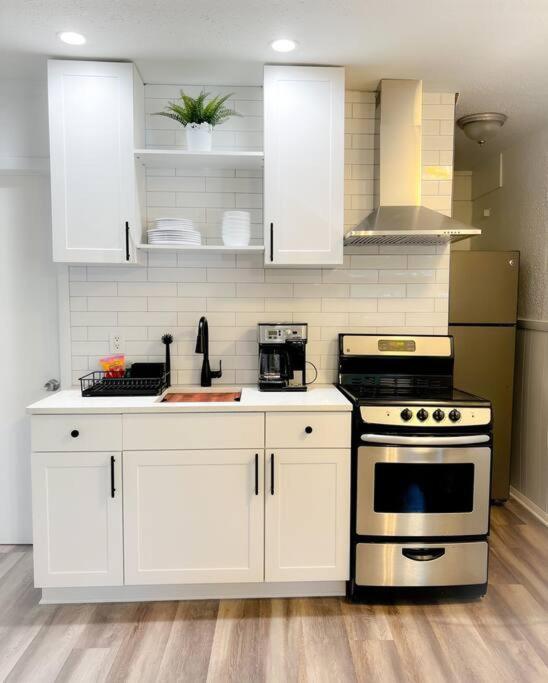 Sparkling Guest 2 Bedroom-15 Minutes To Apartment Clearwater