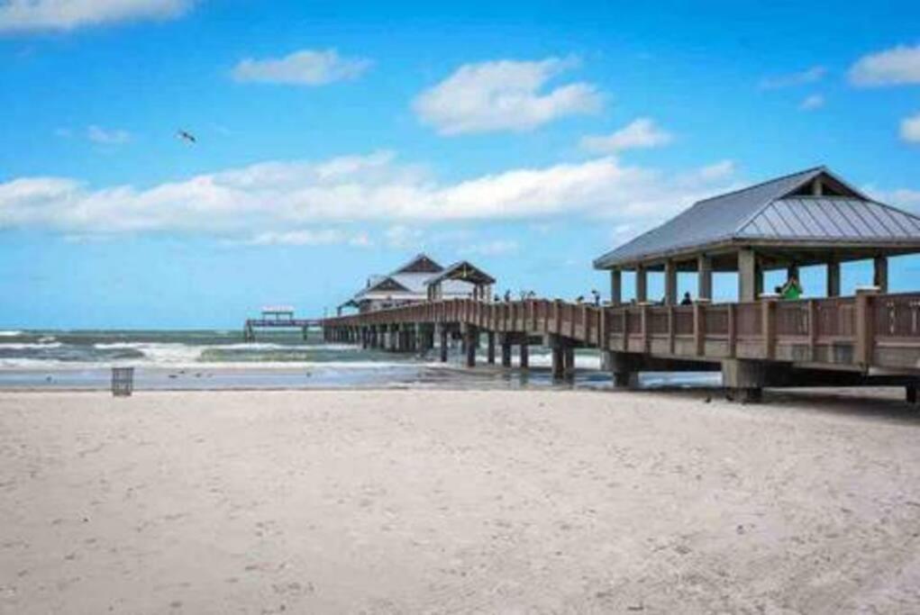 Holiday home Cheerful 3 Bedroom Mins From Clearwater
