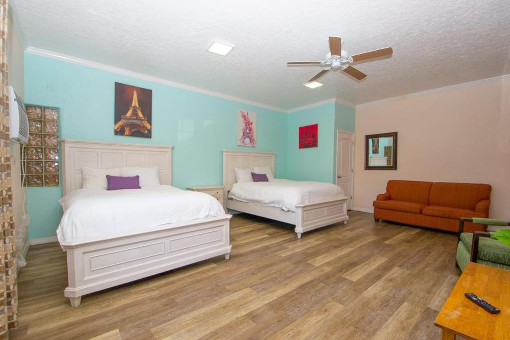 Apartment Beach Side Studio With Pool And Parking *