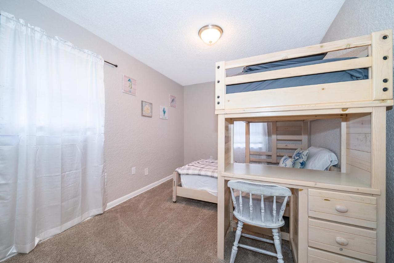 Forever Summer - Entire House! With King Bed! * Clearwater