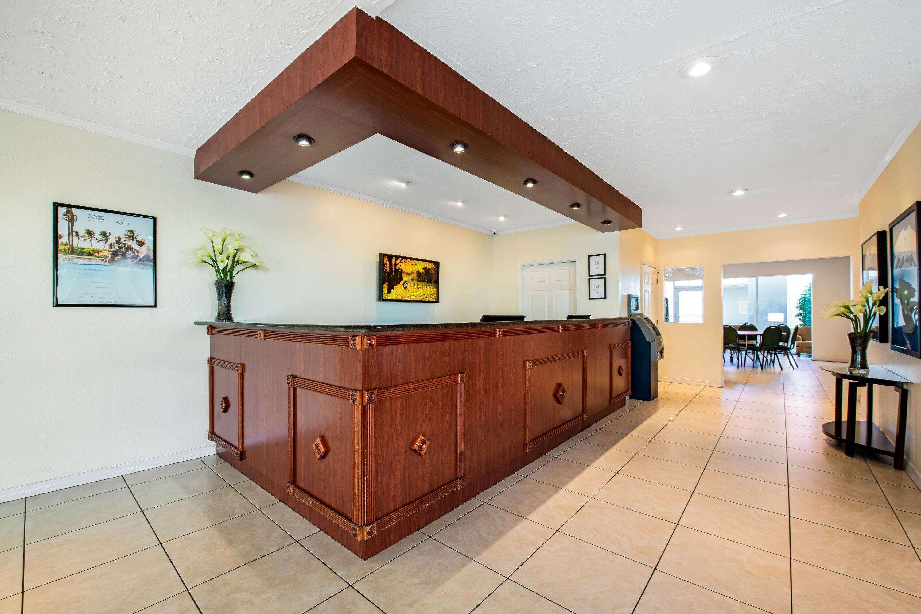 Hotel La Quinta By Wyndham Central Clearwater