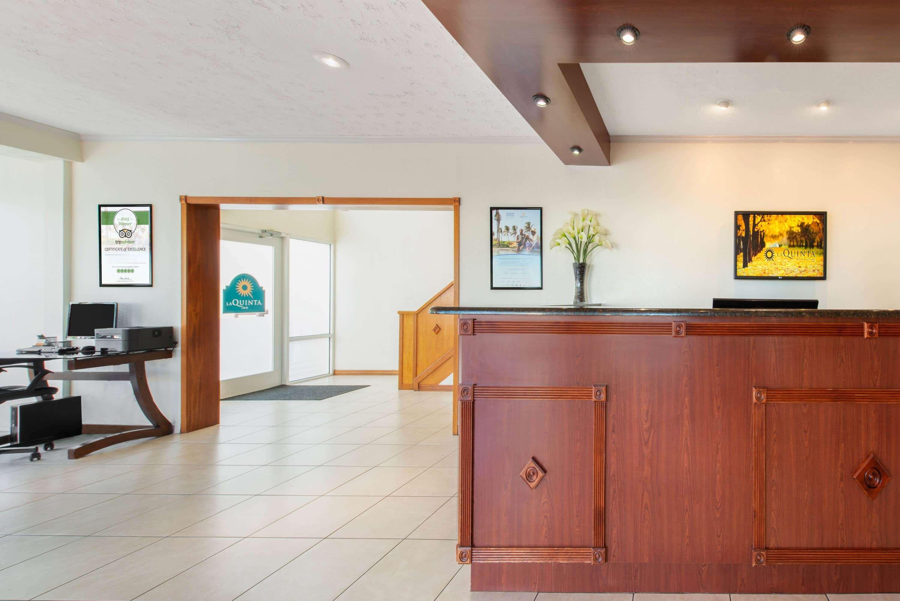 La Quinta By Wyndham Central Clearwater