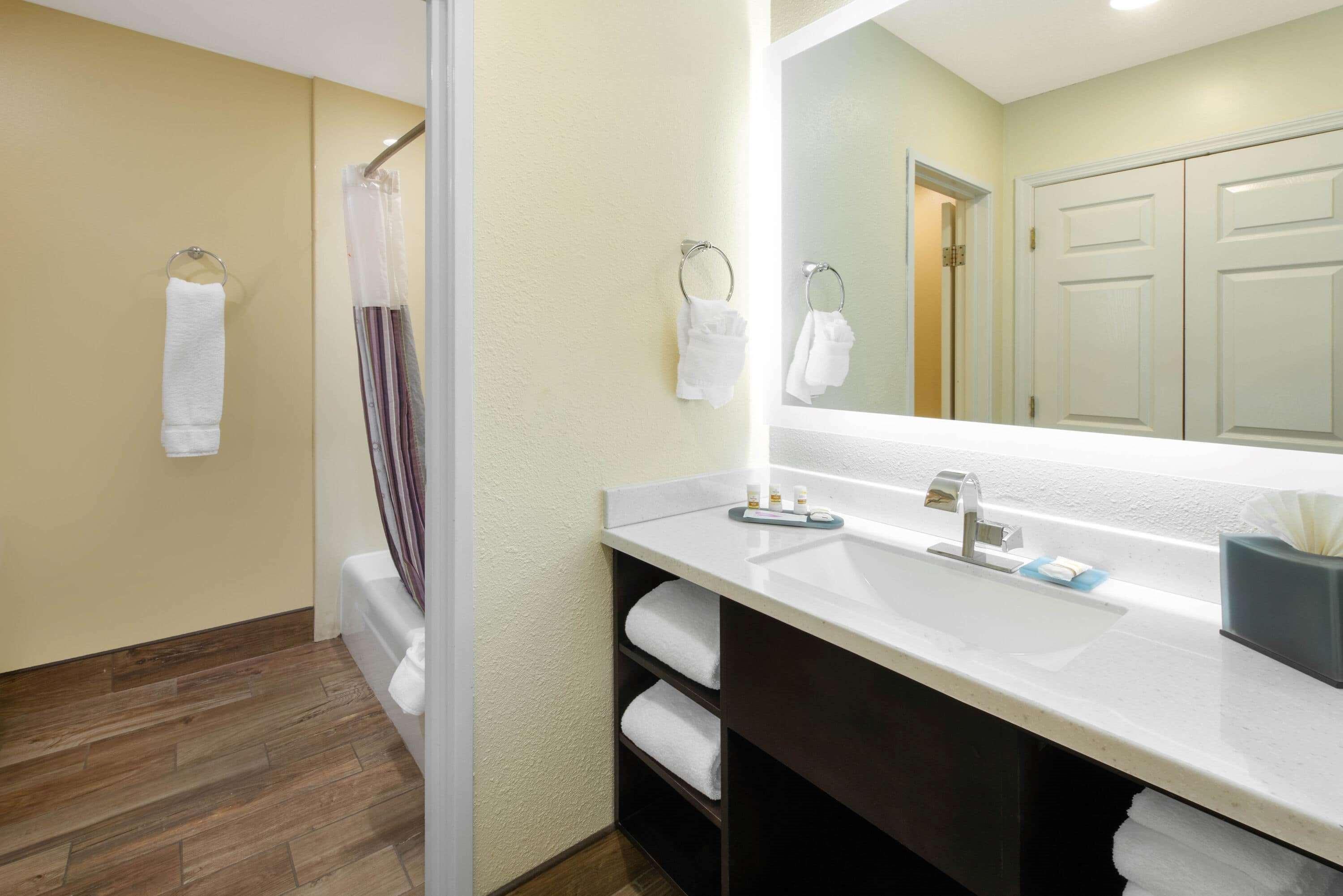 Hotel La Quinta By Wyndham Central 3*