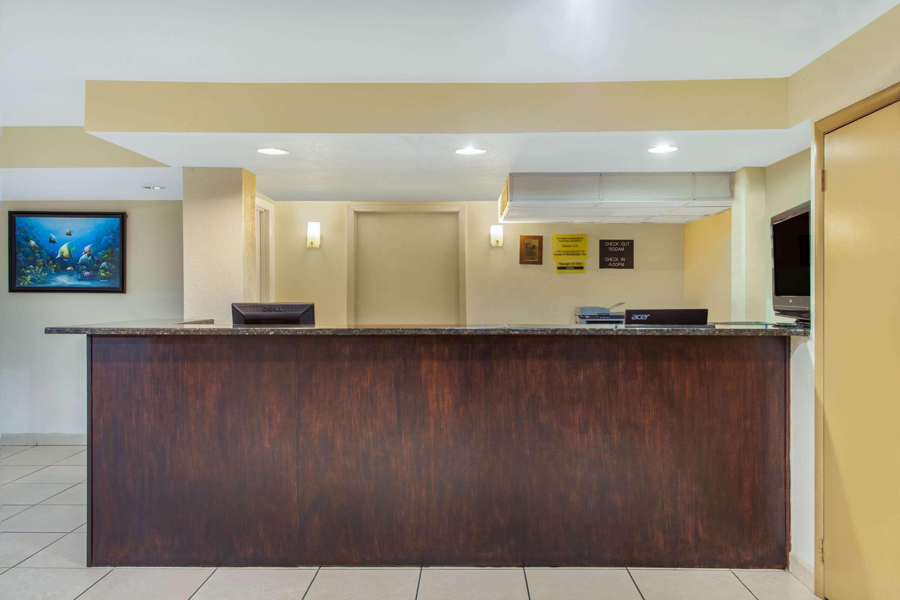 Motel Super 8 By Wyndham Clearwater/us Hwy 19 N 2*