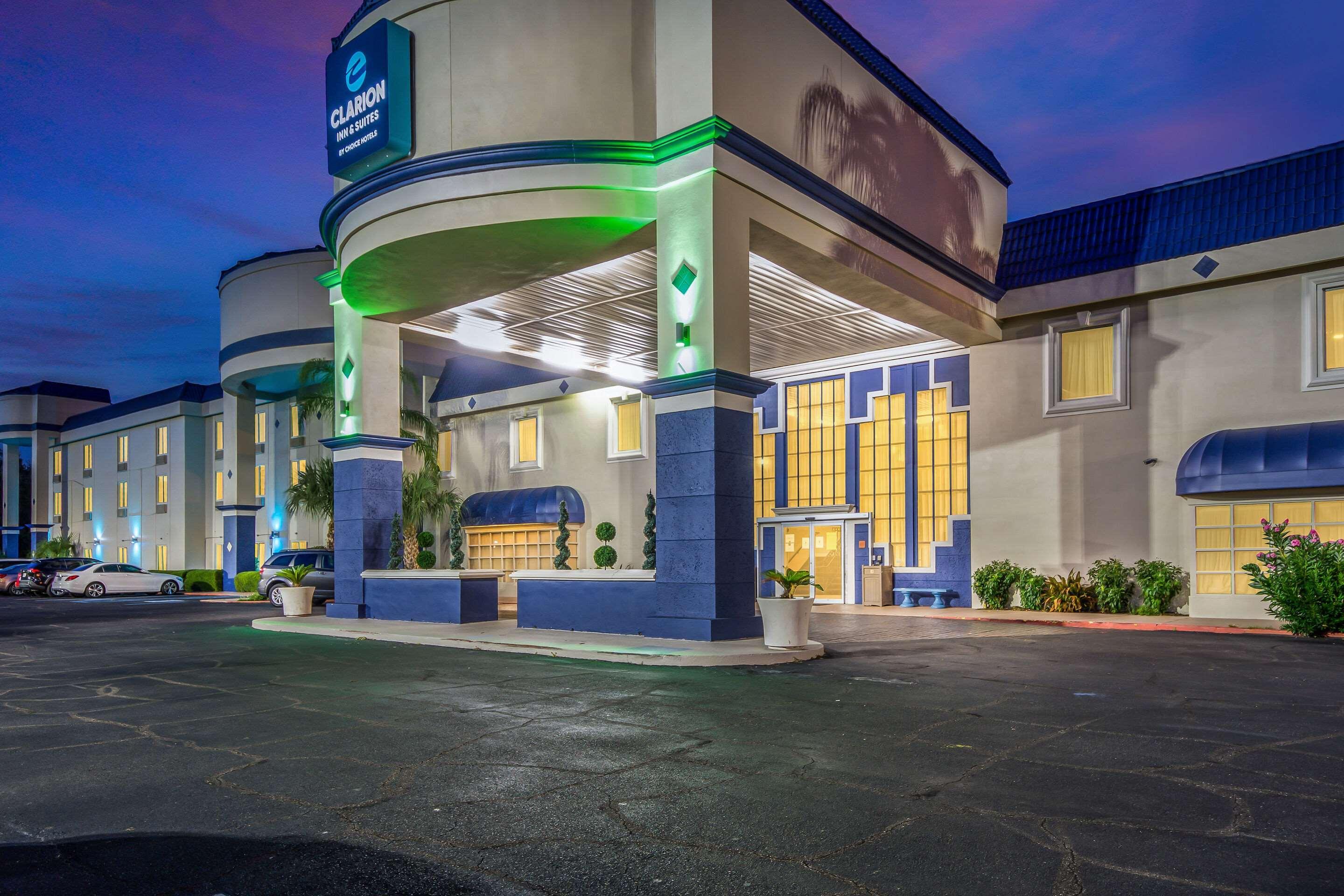 Hotel Clarion &