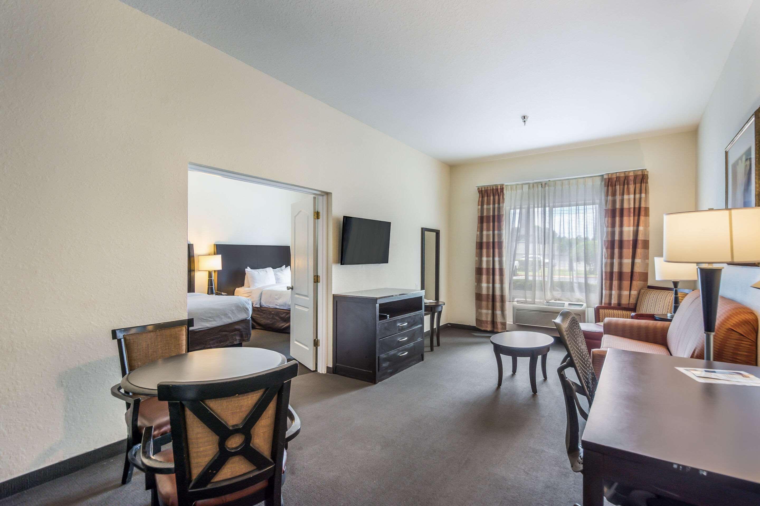 Hotel Clarion &