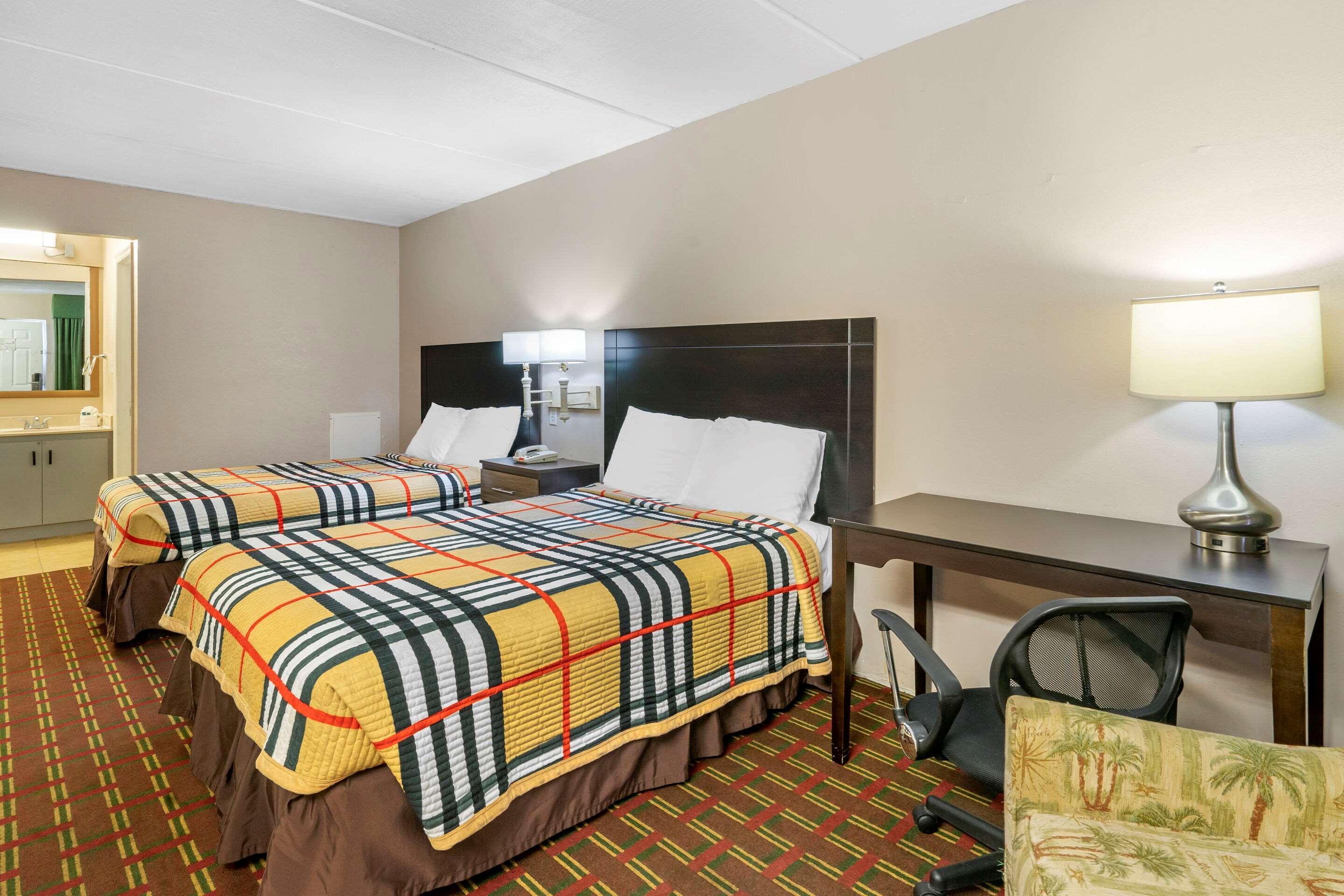 Rodeway Clearwater-dunedin