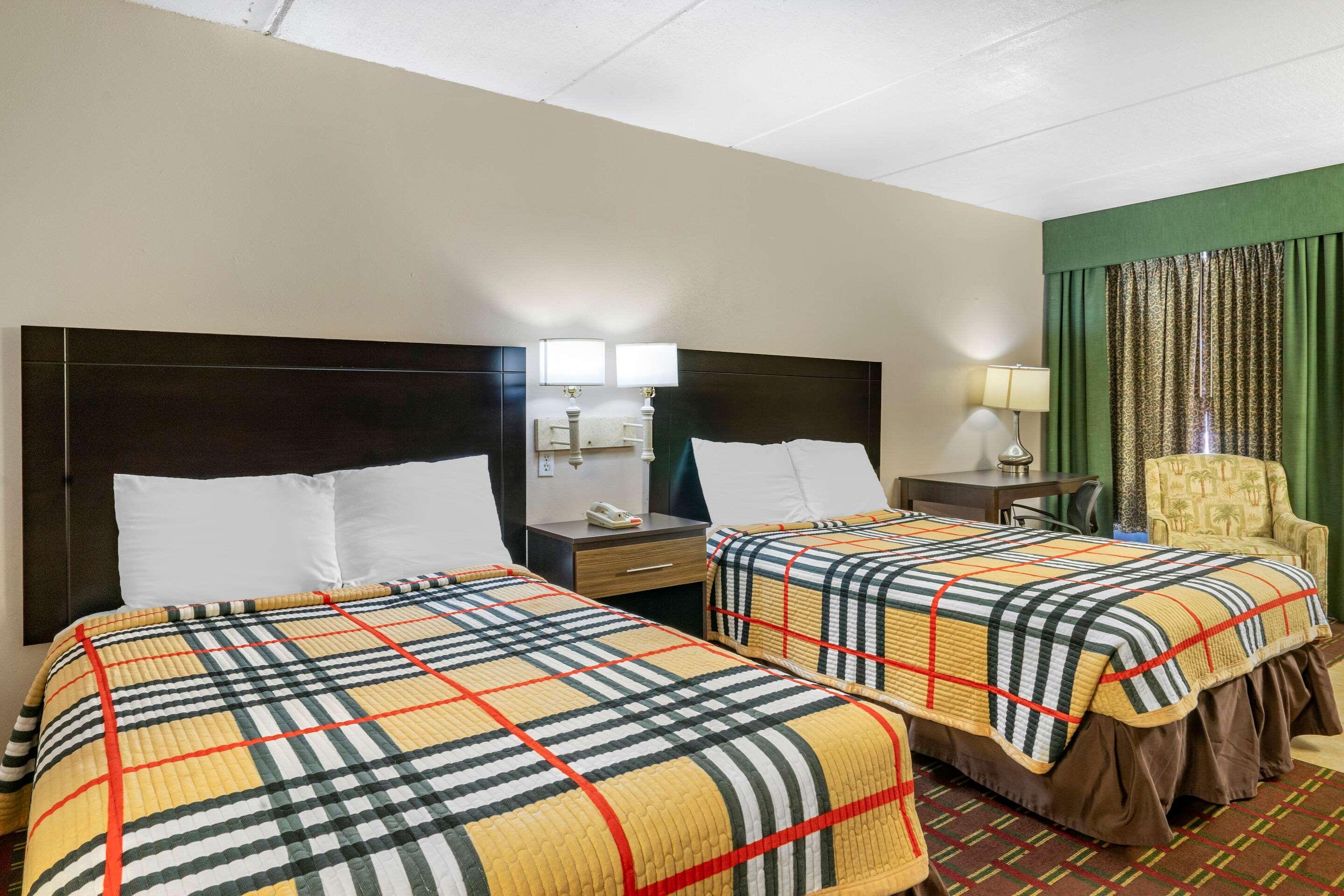 Rodeway Clearwater-dunedin Inn