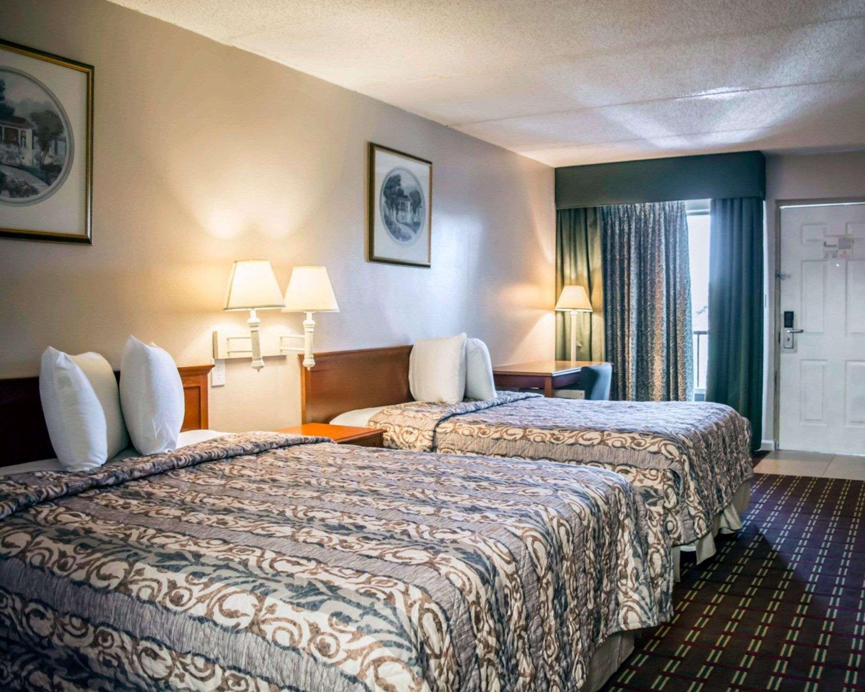 Rodeway Clearwater-dunedin Inn