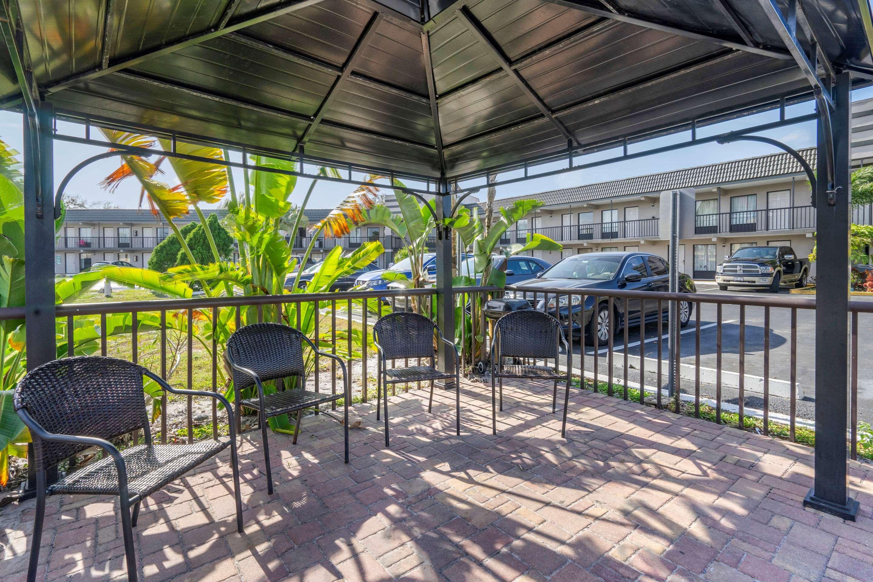 Rodeway Clearwater-dunedin Inn 2*