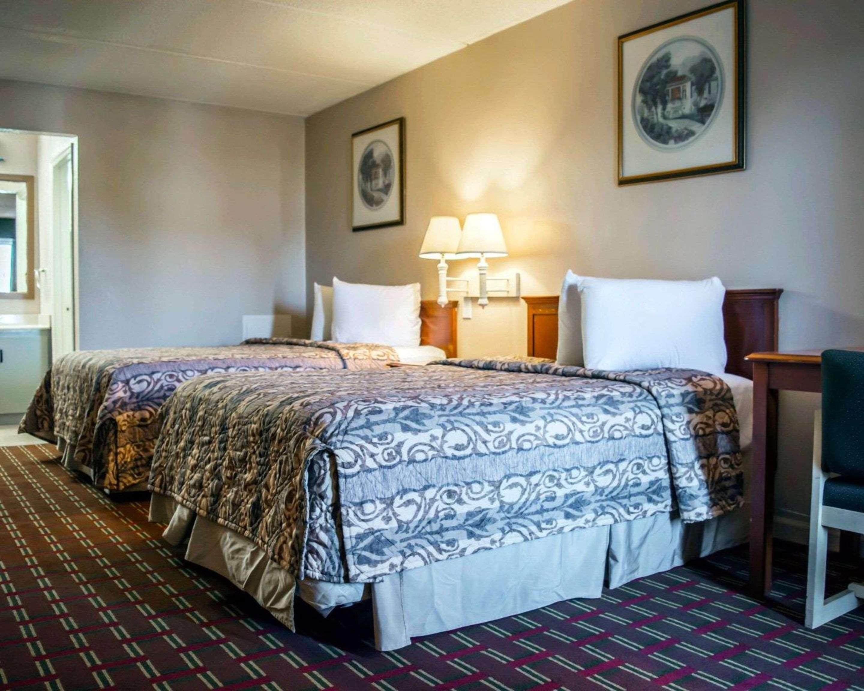 Rodeway Clearwater-dunedin
