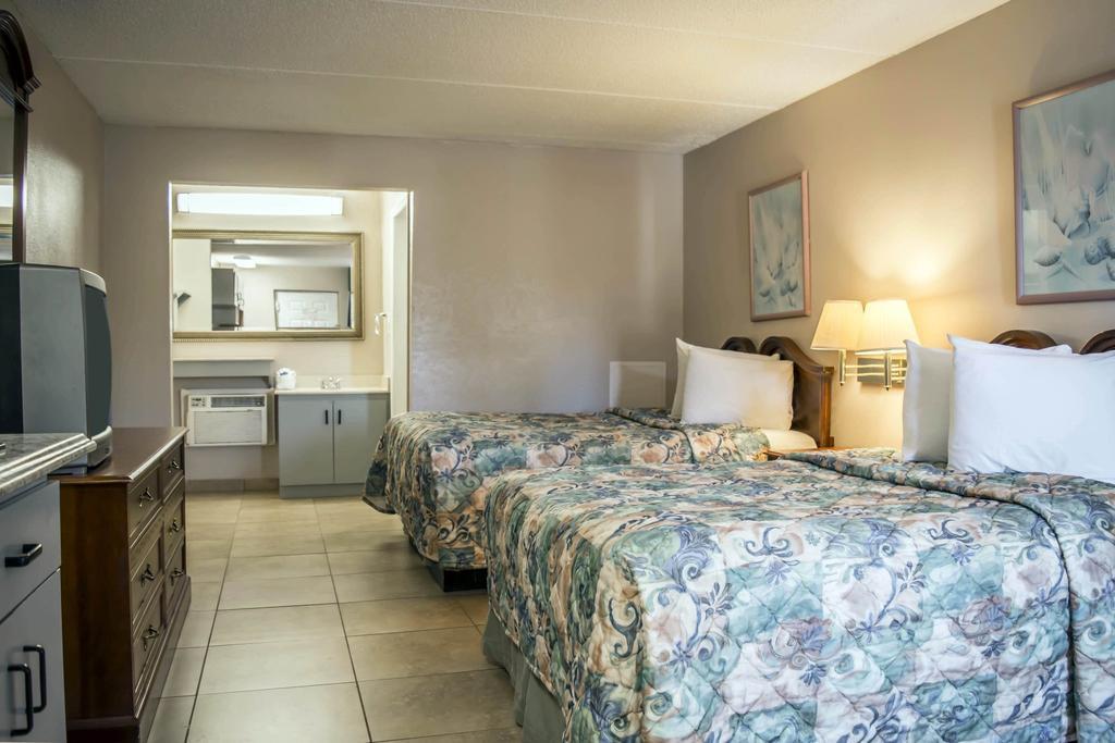 Rodeway Clearwater-dunedin 2*