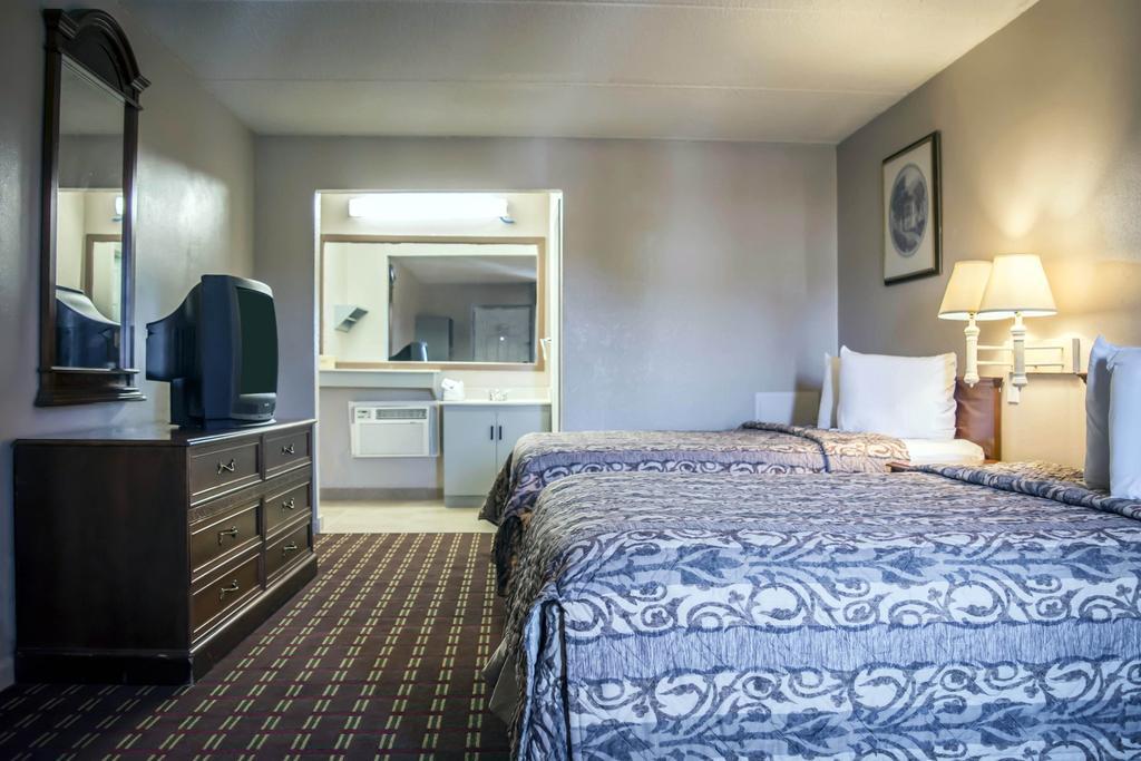 Rodeway Clearwater-dunedin Inn 2*