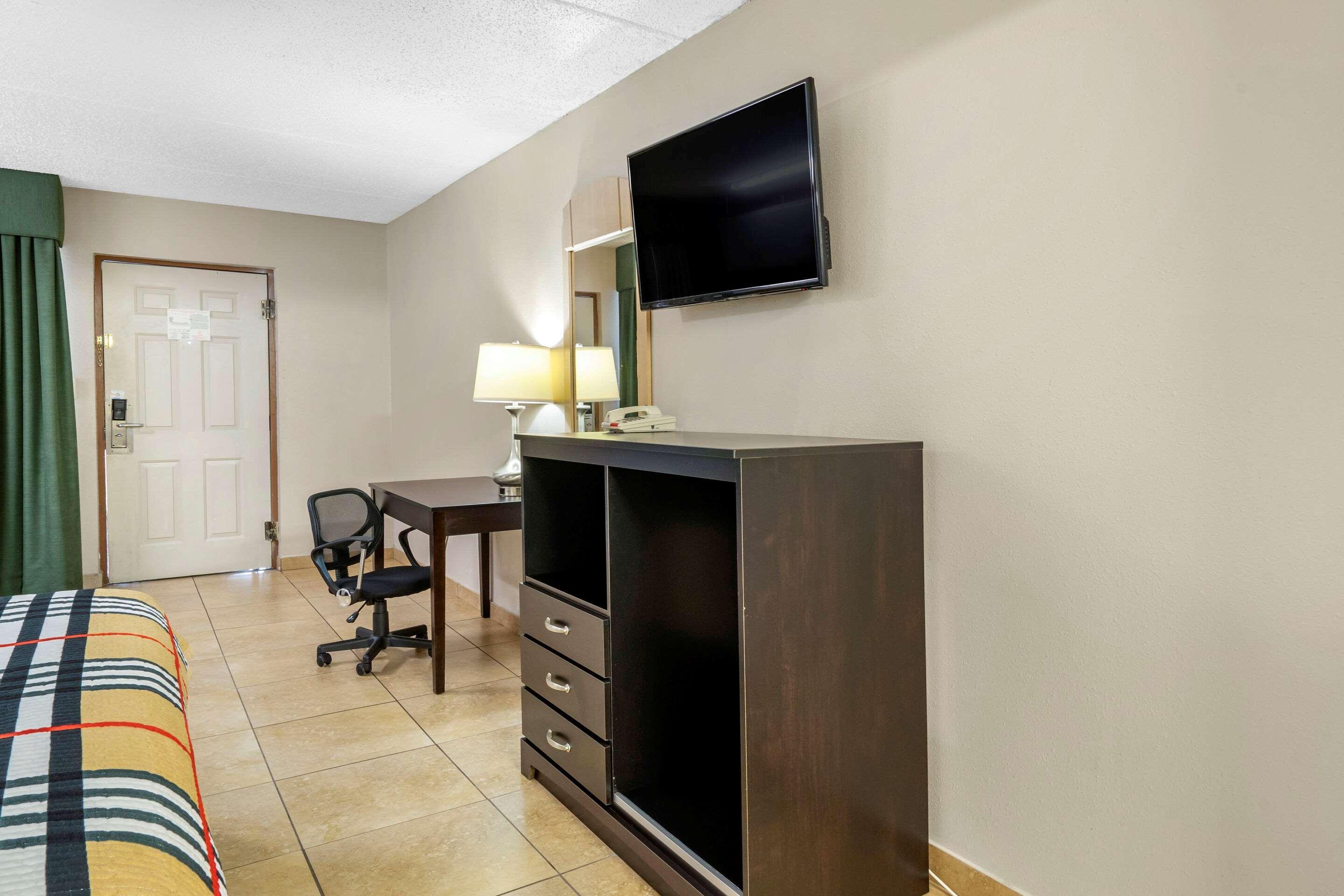 Inn Rodeway Clearwater-dunedin 2*
