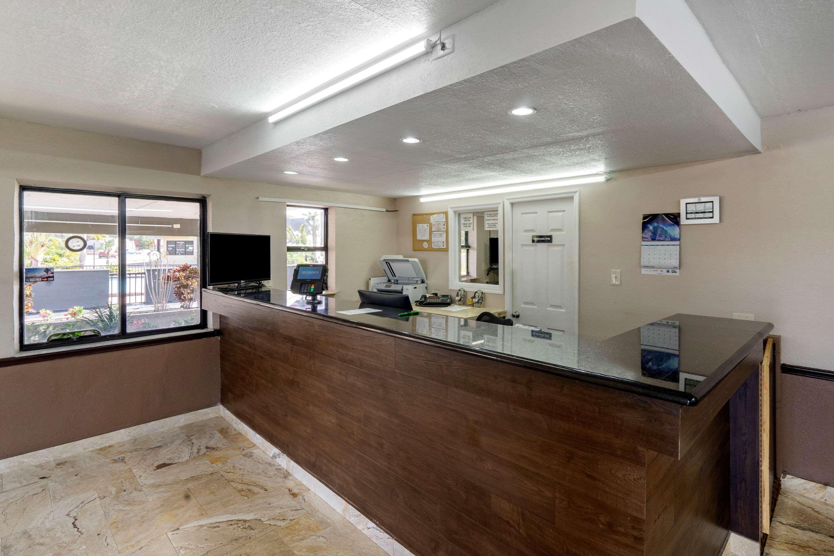 Inn Rodeway Clearwater-dunedin 2*