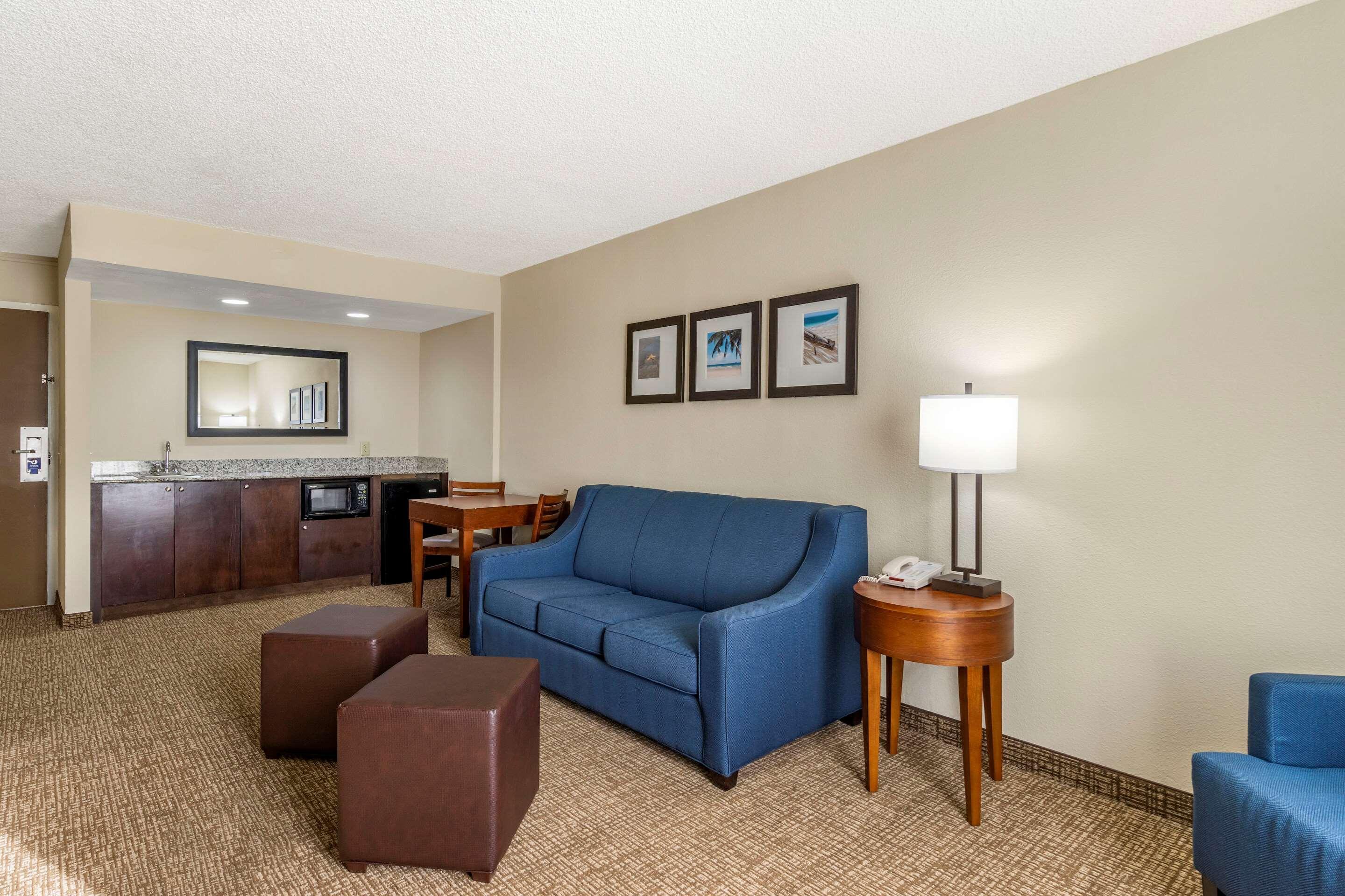 Comfort & St Pete - International Airport Hotel 2*
