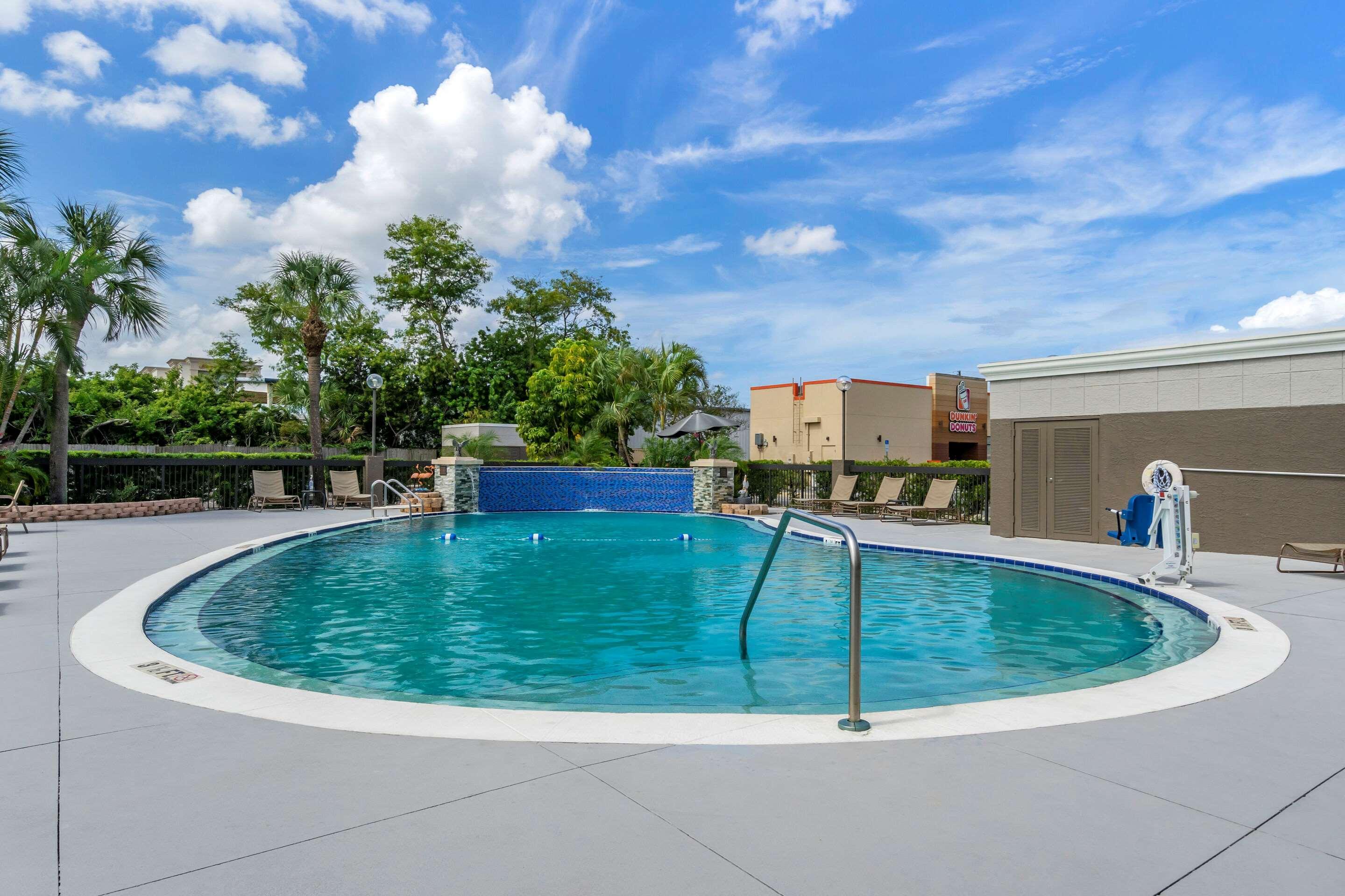 Comfort & St Pete - International Airport Clearwater