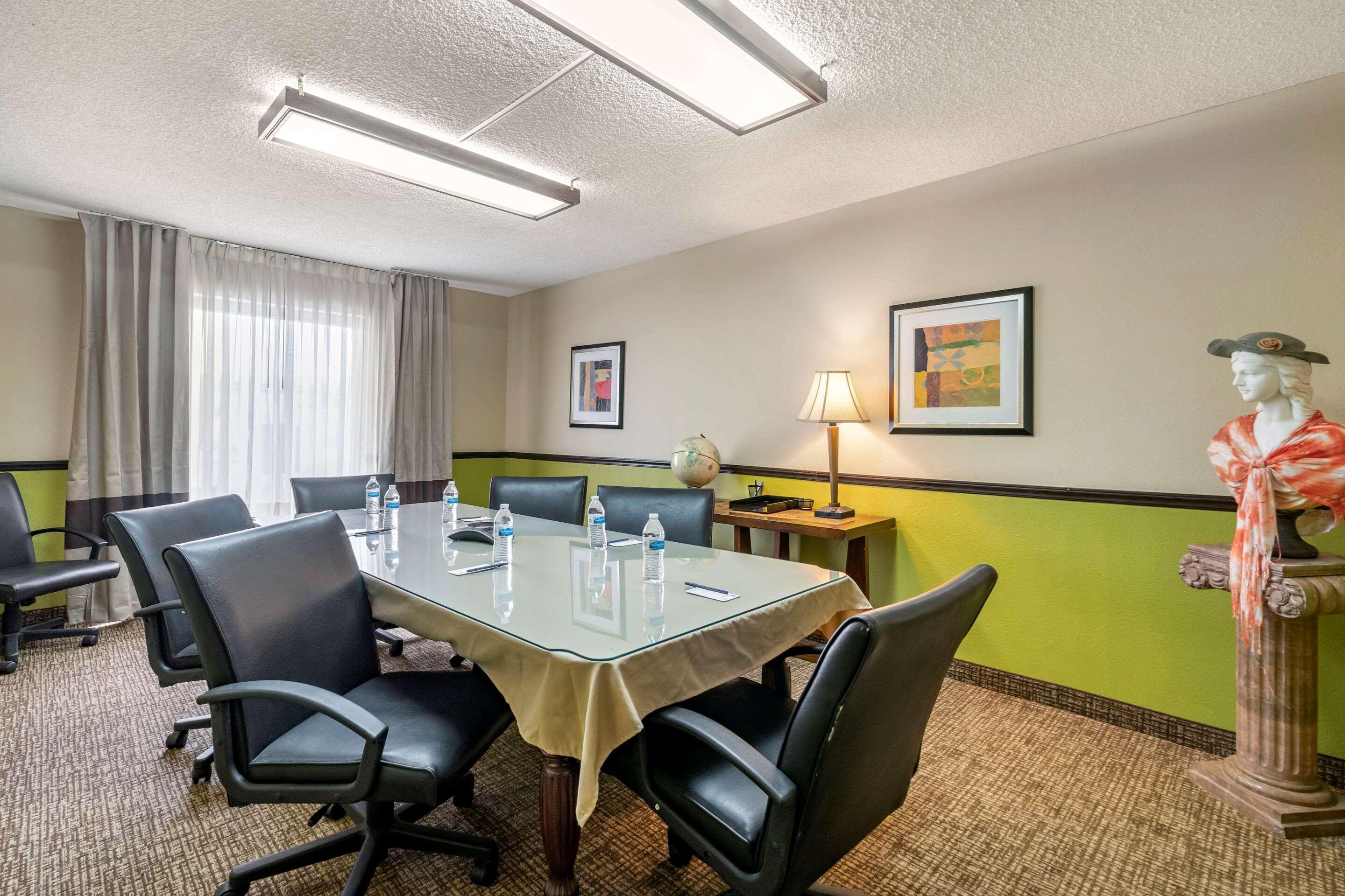 Comfort & St Pete - International Airport Hotel Clearwater
