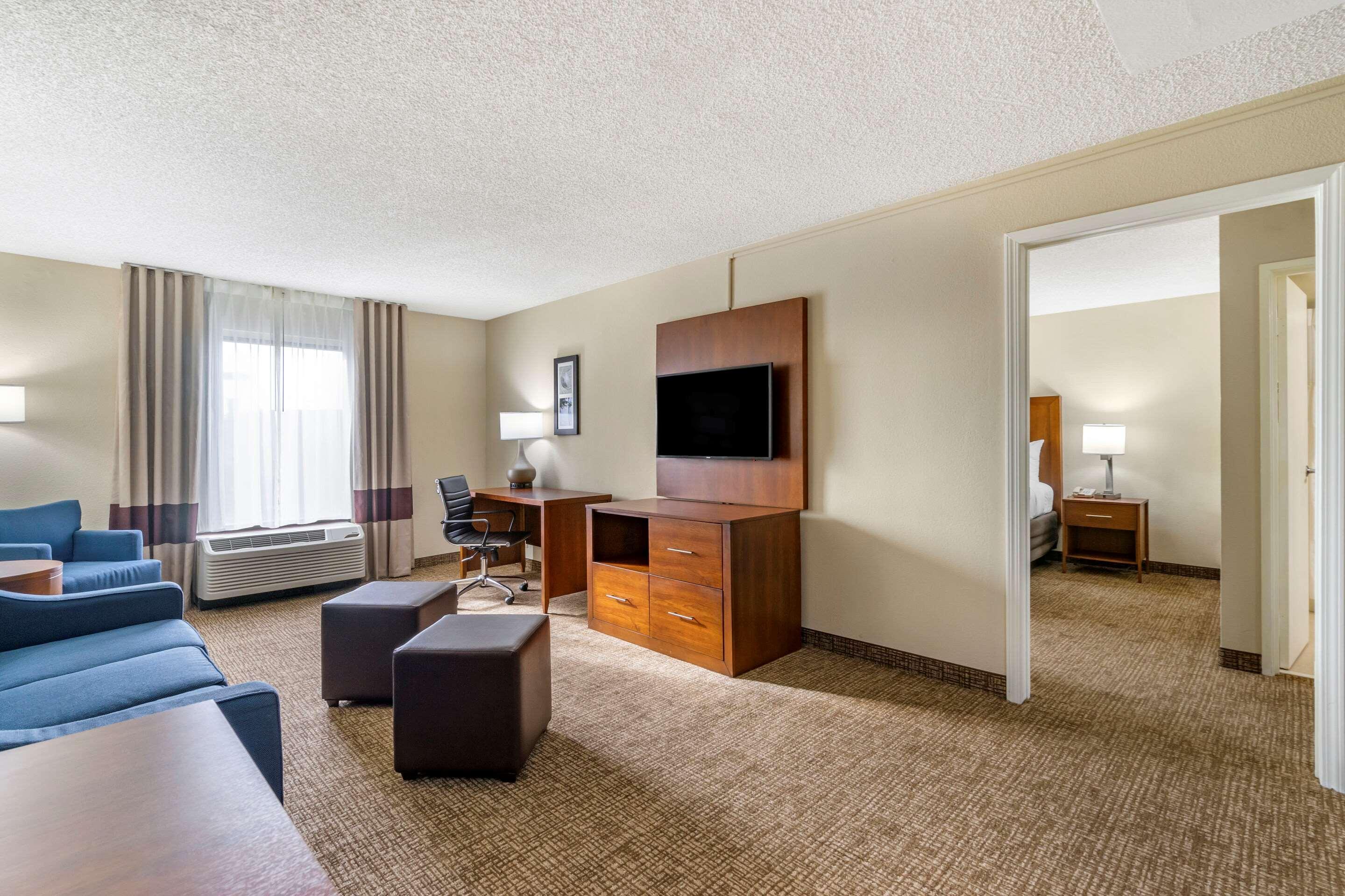 Comfort & St Pete - International Airport Hotel 2*